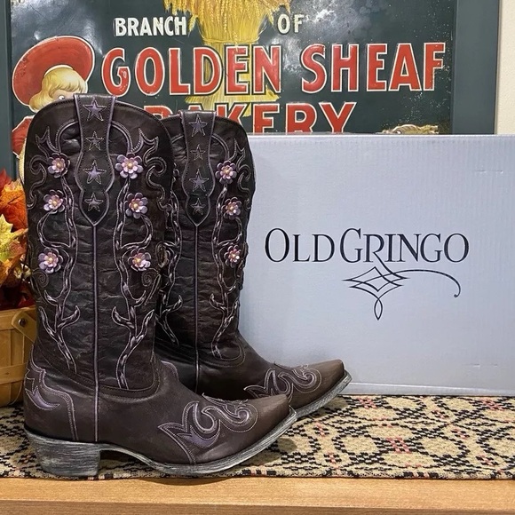 SOLD! 
Chocolate and purple Old Gringo boots - Picture 3 of 7